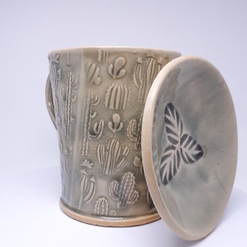 Kubek ceramiczny 500 ml szary w kaktusy 1