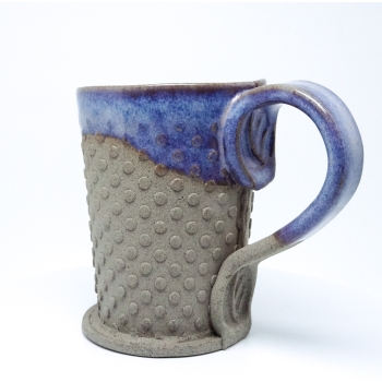 Kubek ceramiczny 380 ml  betonowy w kropki, z niebieskim wnętrzem 2