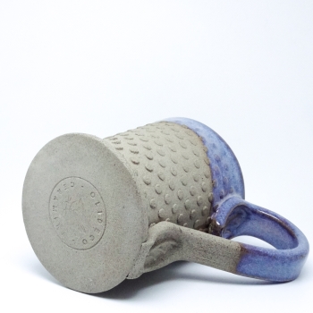 Kubek ceramiczny 380 ml  betonowy w kropki, z niebieskim wnętrzem 5